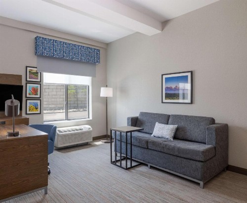 Hampton Inn & Suites Casper - image 5