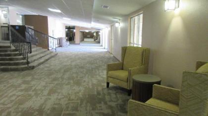 Clarion Inn At Platte River - image 10