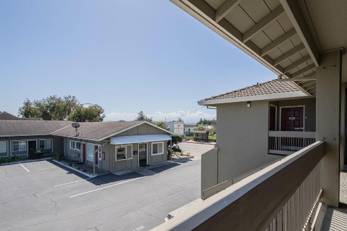 Coastal Valley Inn - Monterey - image 24