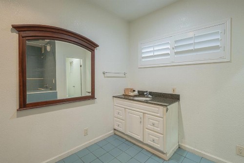 Coastal Valley Inn - Monterey - image 27