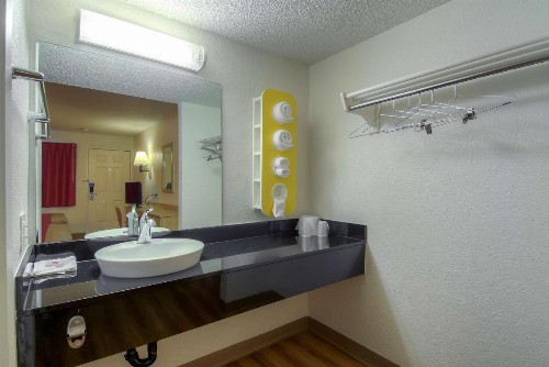 Motel 6-Rancho Mirage CA - Palm Springs - image 12
