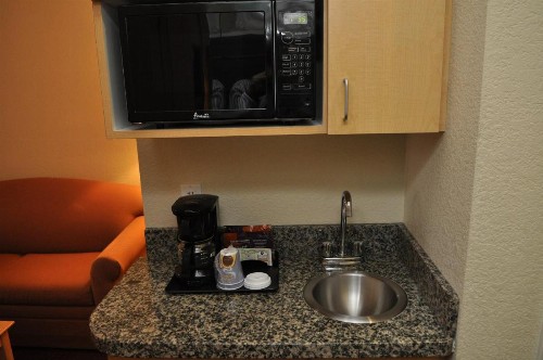 Holiday Inn Express Hotel & Suites Cathedral City - Palm Springs an IHG Hotel - image 10