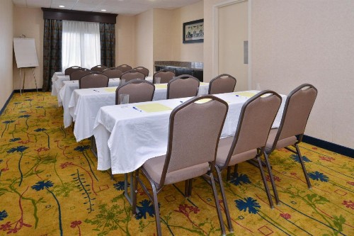 Holiday Inn Express Hotel & Suites Cathedral City - Palm Springs an IHG Hotel - image 18
