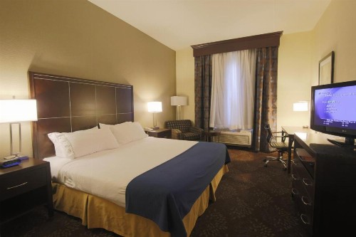 Holiday Inn Express Hotel & Suites Cathedral City - Palm Springs an IHG Hotel - image 8