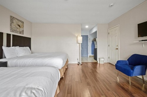 Travelodge by Wyndham Cathedral City - image 6