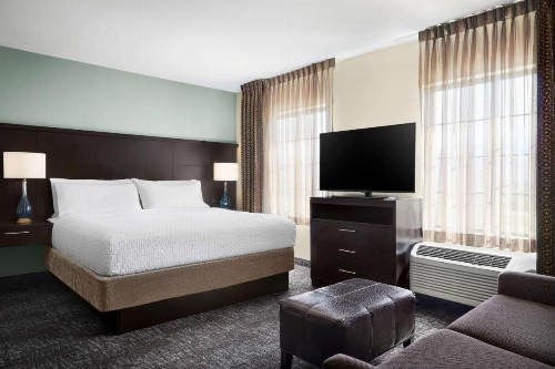 Staybridge Suites Cathedral City – Palm Springs an IHG Hotel - image 24