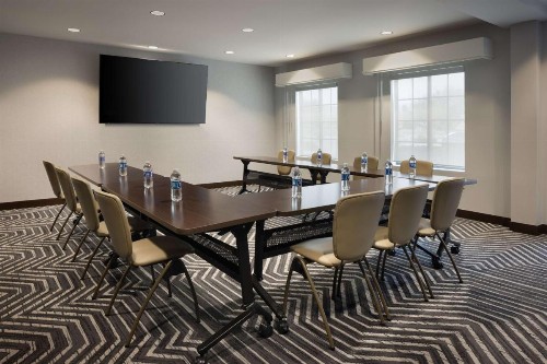 Staybridge Suites Cathedral City – Palm Springs an IHG Hotel - image 6