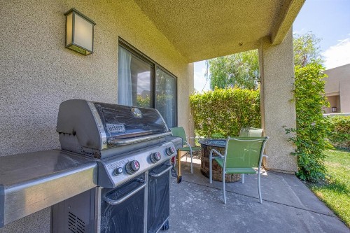 Cathedral City Getaway - image 4
