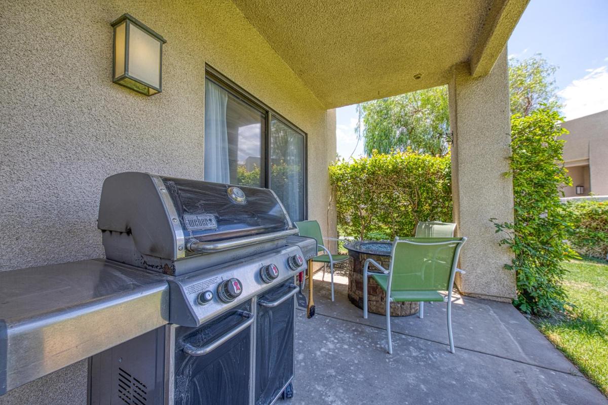Cathedral City Getaway - image 4