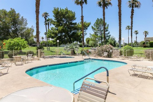 Cathedral City Getaway - image 5