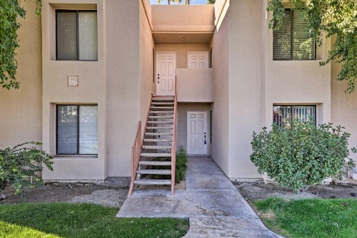 Palm Springs Area Condo with Pool and Tennis Access!