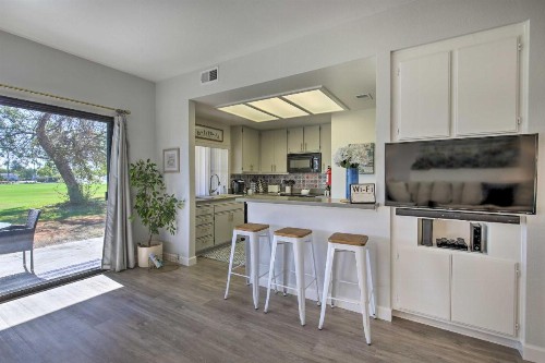 Modern Desert Princess Condo with Top Amenities - image 1