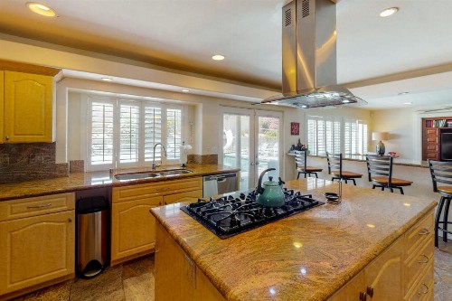 Villa Swaziland - Luxury with Pool - image 2