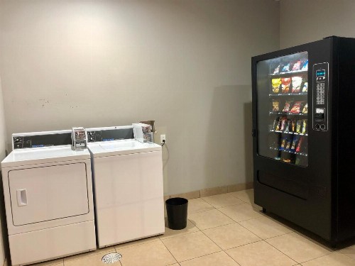 Catoosa Inn & Suites - image 14