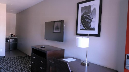 Catoosa Inn & Suites - image 5