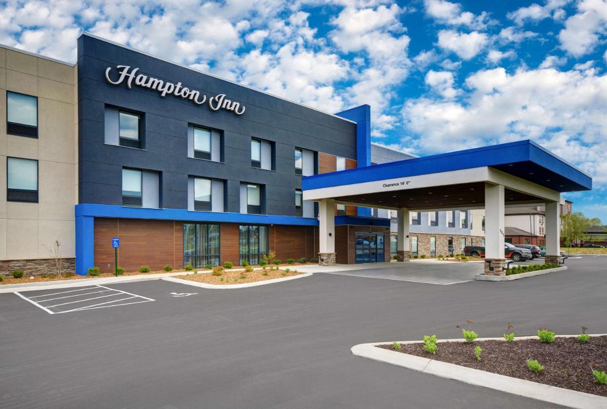 Hampton Inn Cave City KY - main image
