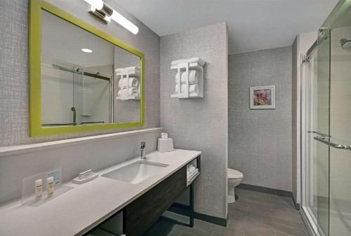 Hampton Inn Cave City KY - image 11