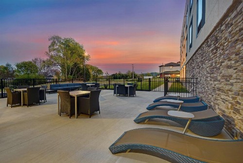 Hampton Inn Cave City KY - image 6