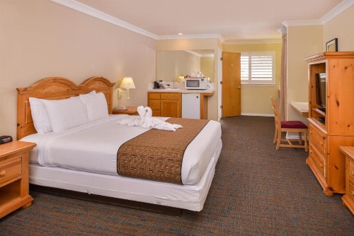 Cayucos Beach Inn - image 11