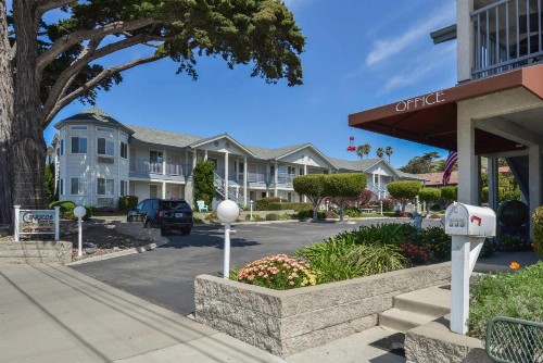 Cayucos Beach Inn - image 29