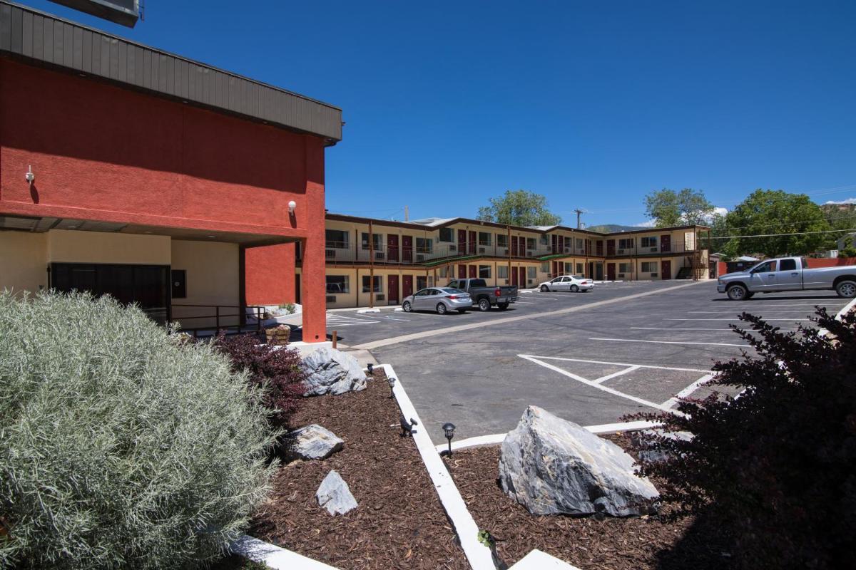 Vagabond Inn Cedar City - image 3