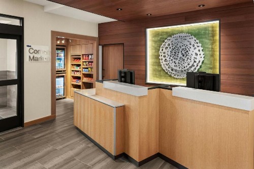 La Quinta by Wyndham Cedar Rapids - image 1