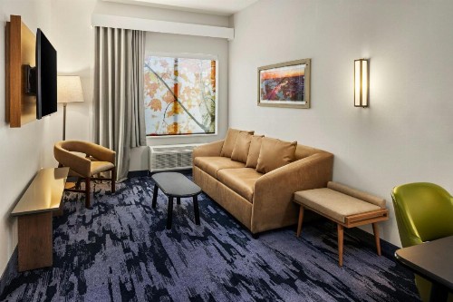 La Quinta by Wyndham Cedar Rapids - image 16