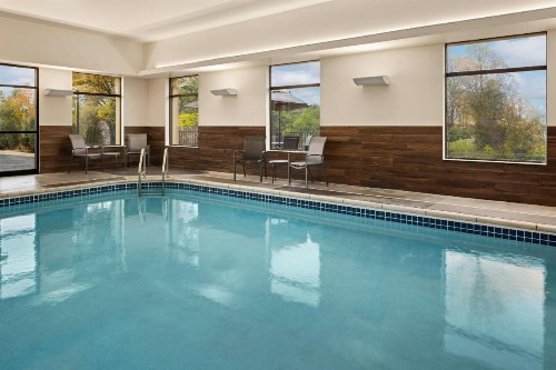 La Quinta by Wyndham Cedar Rapids - image 18