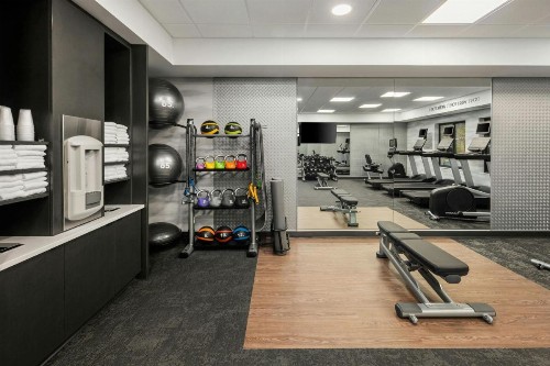 La Quinta by Wyndham Cedar Rapids - image 2