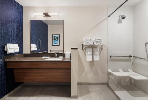 La Quinta by Wyndham Cedar Rapids - image 27