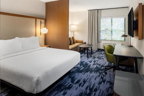 La Quinta by Wyndham Cedar Rapids - image 48