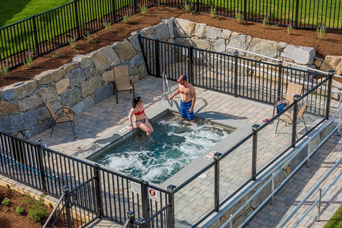 Center Harbor Inn - image 7