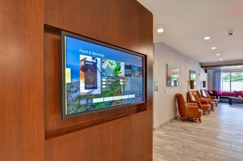 Courtyard by Marriott Long Island Islip/Courthouse Complex - image 20