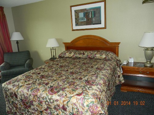 Lakeview Inn Centralia - image 10