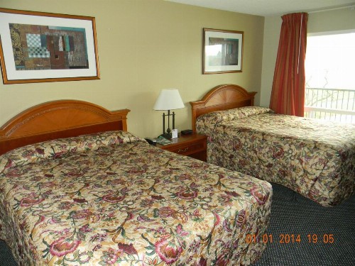 Lakeview Inn Centralia - image 7