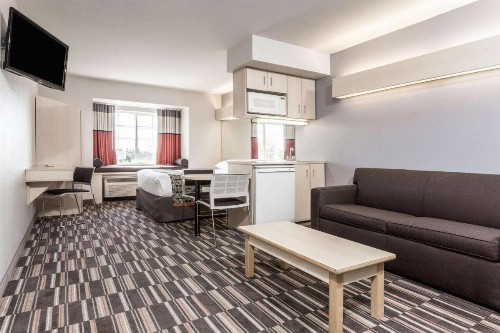 Microtel Inn & Suites Modesto - image 11