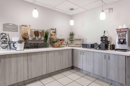 Microtel Inn & Suites Modesto - image 16