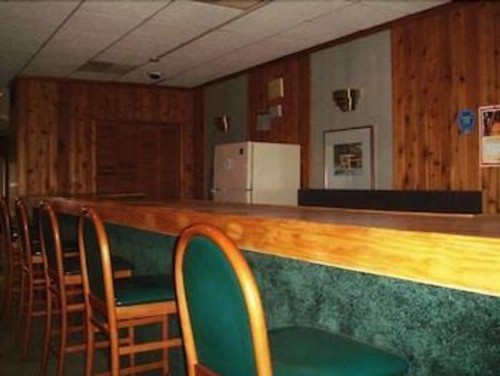 The Lodge at Chalk Hill - image 2