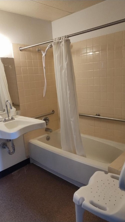 Northgate Inn Motel - image 3
