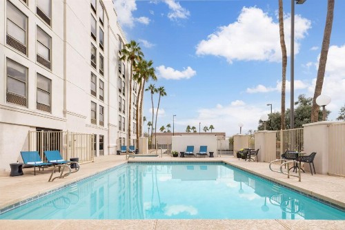Hampton Inn Phoenix-Chandler - image 7