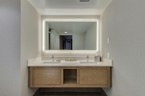DoubleTree by Hilton Chandler Phoenix AZ - image 3