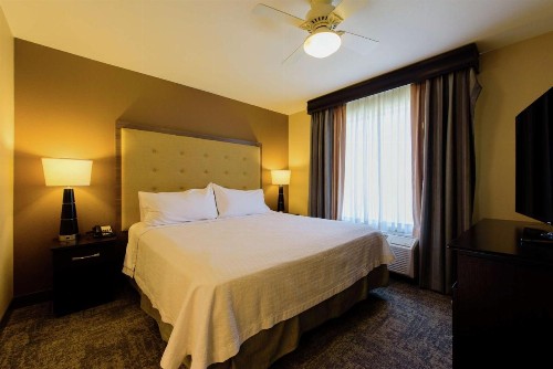 Homewood Suites by Hilton Phoenix Chandler Fashion Center - image 27