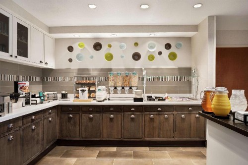 Homewood Suites by Hilton Phoenix-Chandler - image 10