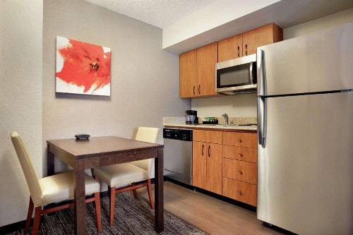 Homewood Suites by Hilton Phoenix-Chandler - image 21