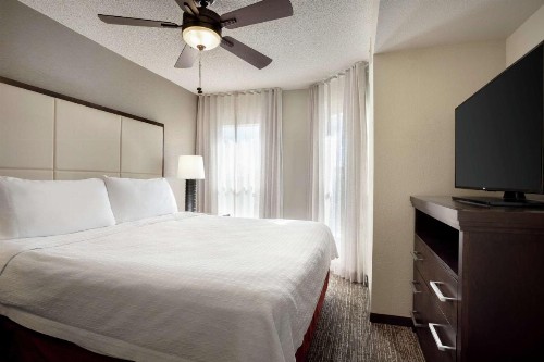 Homewood Suites by Hilton Phoenix-Chandler - image 26
