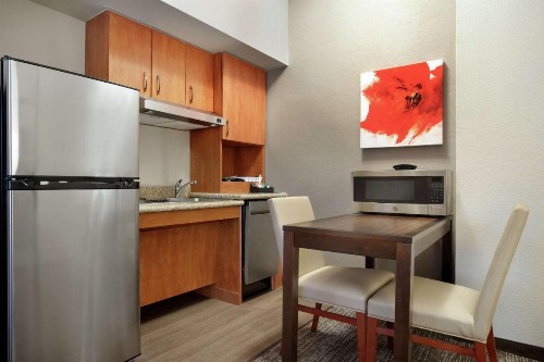 Homewood Suites by Hilton Phoenix-Chandler - image 32