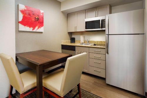 Homewood Suites by Hilton Phoenix-Chandler - image 34