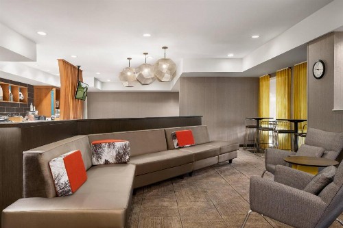 SpringHill Suites Phoenix Chandler/Fashion Center - image 11