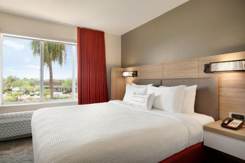 SpringHill Suites Phoenix Chandler/Fashion Center - image 21