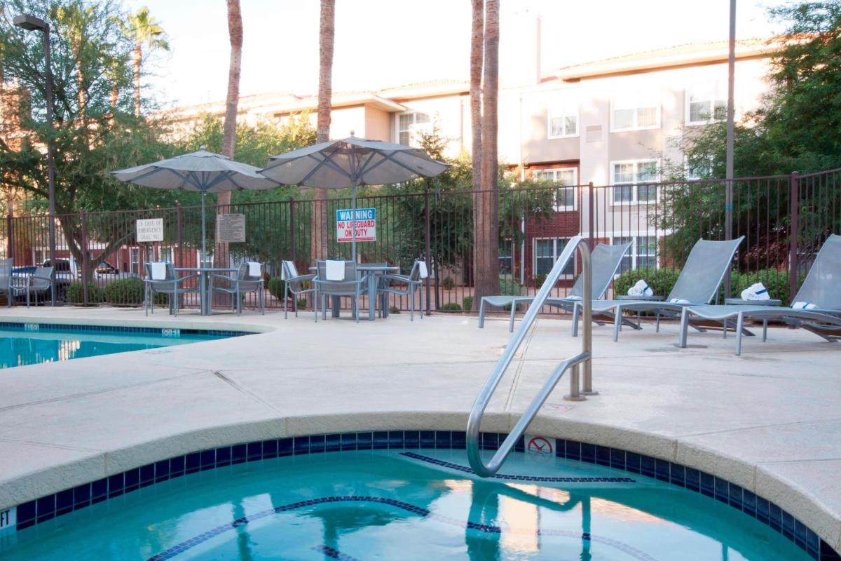 SpringHill Suites Phoenix Chandler/Fashion Center - image 3